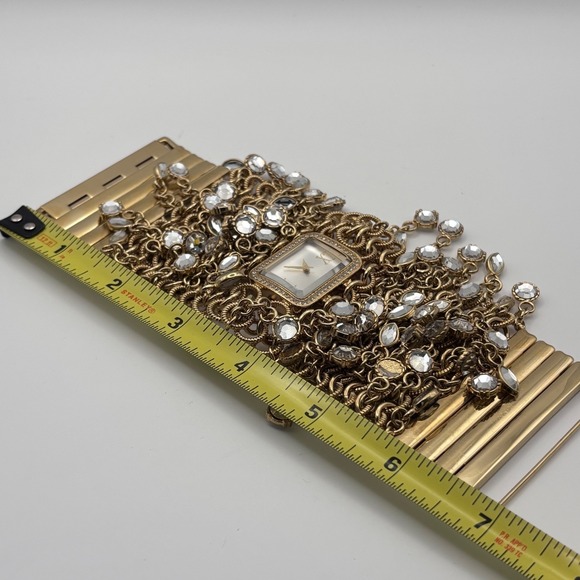 Betsey Johnson Watch Crystal Wide Chain Bracelet Gold Tone Needs Battery - Picture 12 of 12